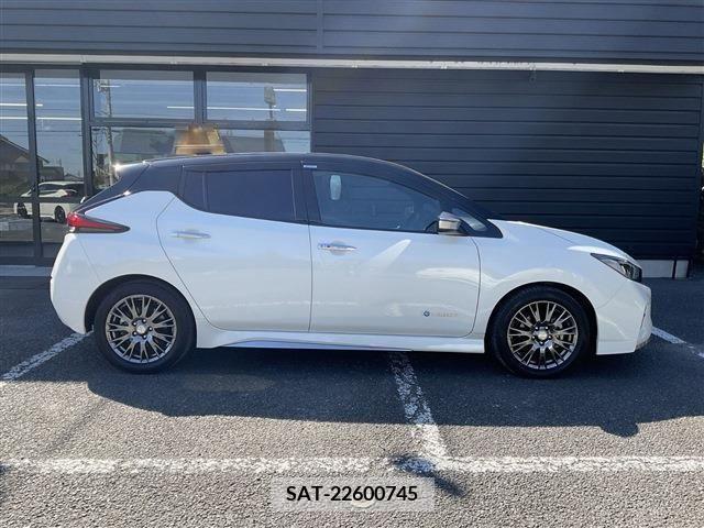 Nissan LEAF 2019-09 212286-3