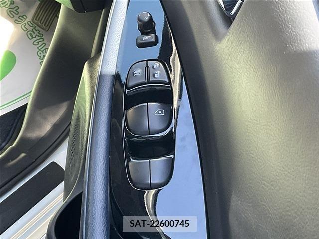 Nissan LEAF 2019-09 212286-19