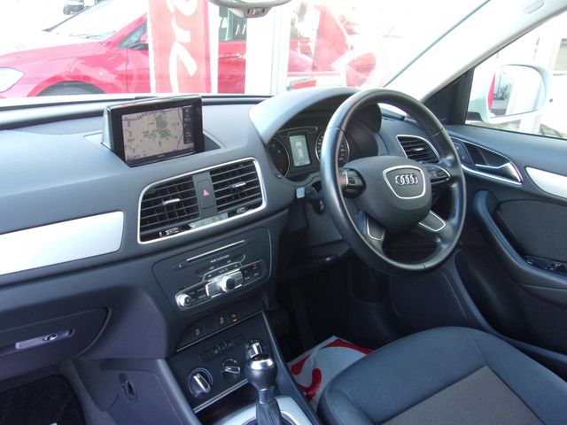 Audi Q3 2015-09 188371-1