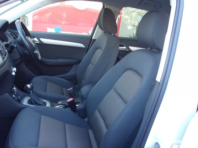 Audi Q3 2015-09 188371-14