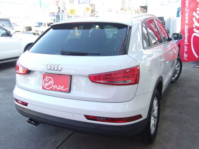Audi Q3 2015-09 188371-2
