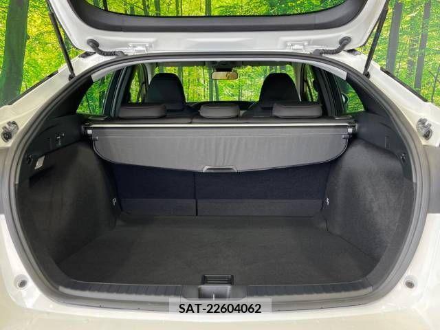 Toyota PRIUS 2021-03 241250-10