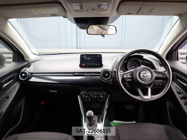 Mazda DEMIO 2018-03 301893-1