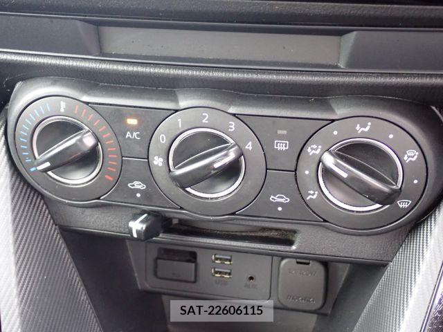 Mazda DEMIO 2018-03 301893-12