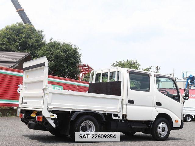 Hino DUTRO 2017-08 350417-1