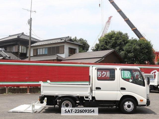 Hino DUTRO 2017-08 350417-11