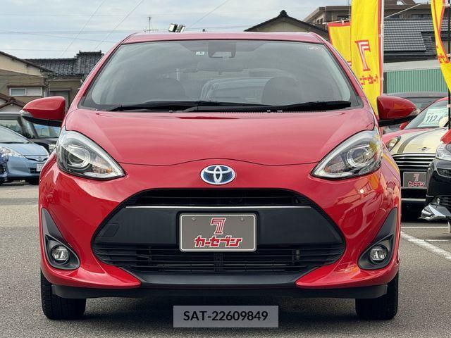 Toyota AQUA 2017-08 291778-2