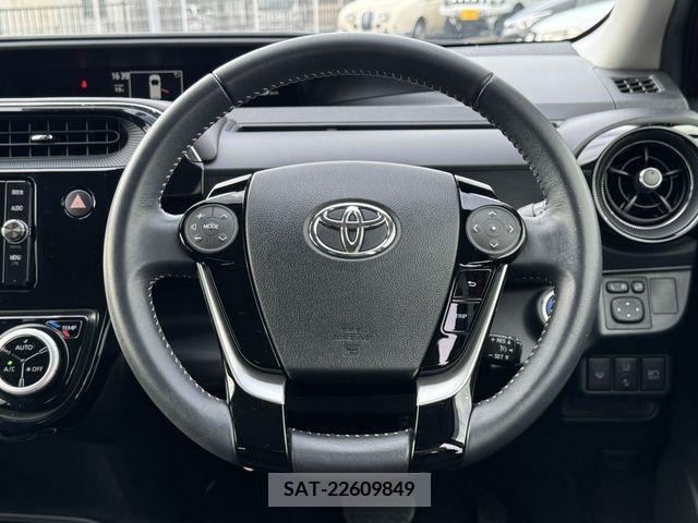 Toyota AQUA 2017-08 291778-13