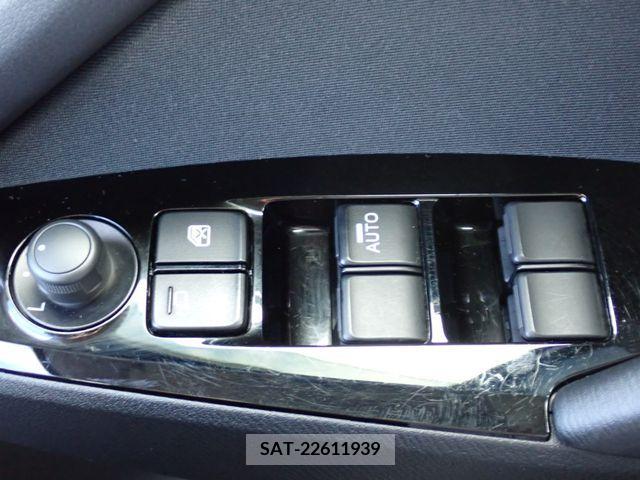 Mazda AXELA HYBRID 2016-09 203666-10