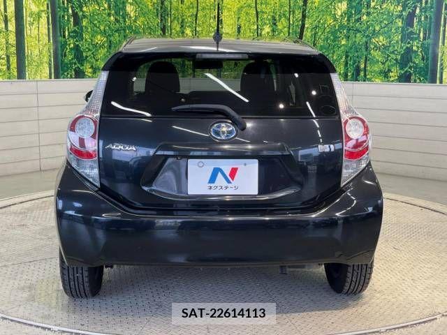 Toyota AQUA 2013-09 356236-15