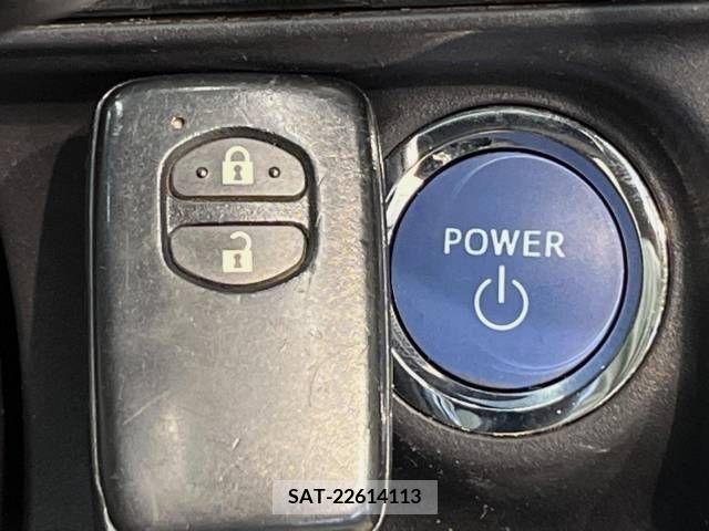 Toyota AQUA 2013-09 356236-7