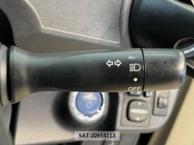 Toyota AQUA 2013-09 356236-6