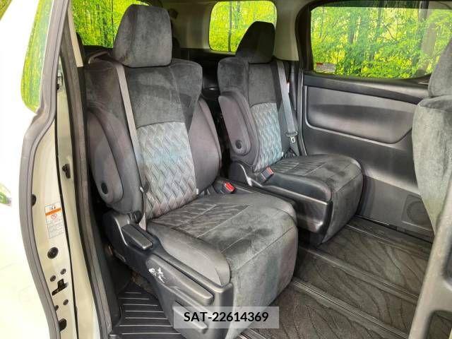 Toyota ALPHARD 2018-12 210701-8