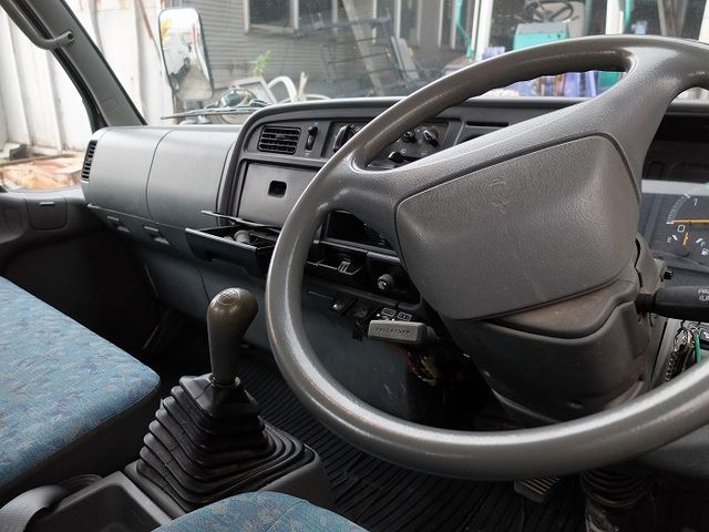 Mitsubishi CANTER 2000-01 190810-19