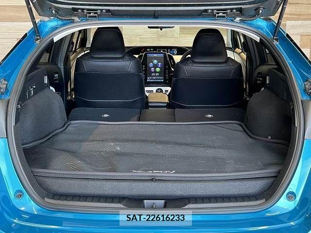 Toyota PRIUS PHV 2017-02 375217-19