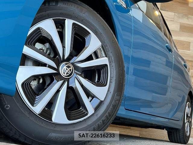 Toyota PRIUS PHV 2017-02 375217-10