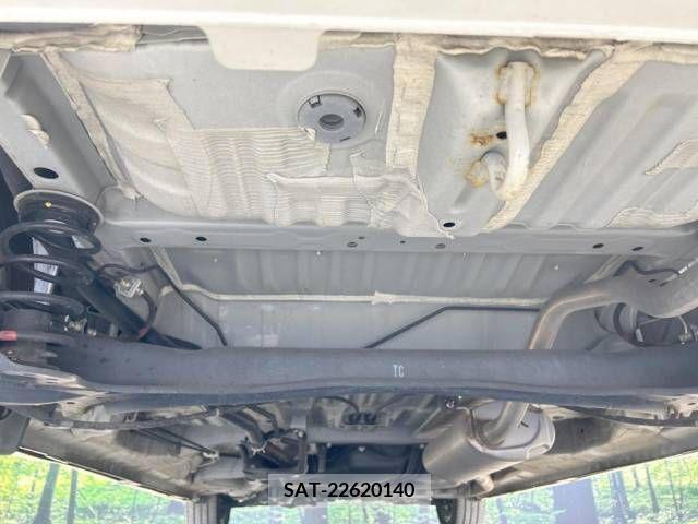 Honda N BOX CUSTOM 2019-02 278876-17