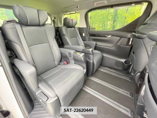 Toyota ALPHARD 2021-10 349777-8