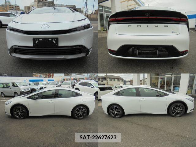 Toyota PRIUS 2023-08 378442-5