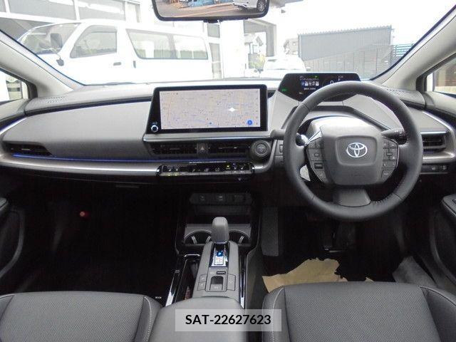 Toyota PRIUS 2023-08 378442-1
