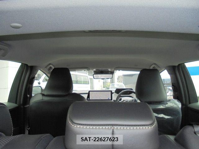 Toyota PRIUS 2023-08 378442-12