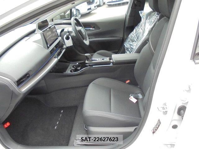 Toyota PRIUS 2023-08 378442-8