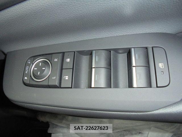 Toyota PRIUS 2023-08 378442-22