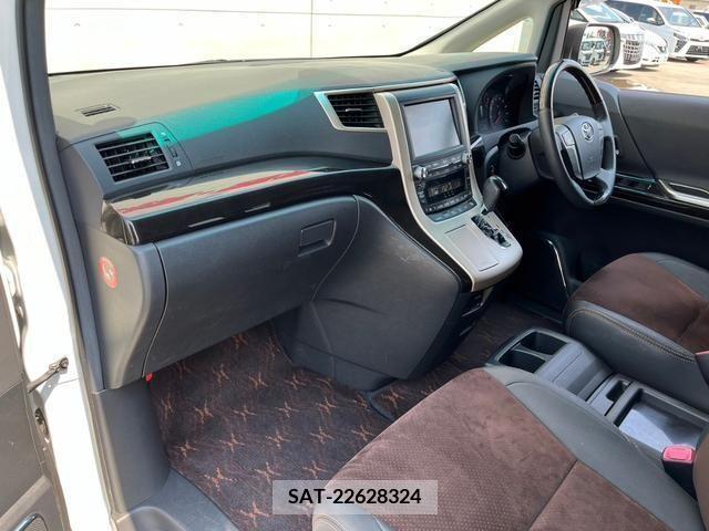 Toyota ALPHARD 2013-06 355338-26