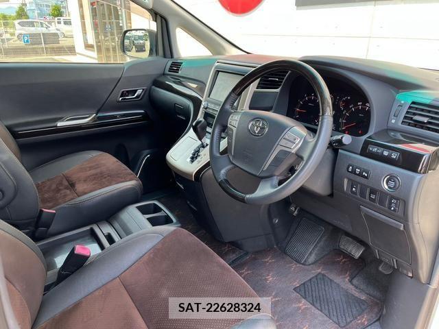 Toyota ALPHARD 2013-06 355338-12