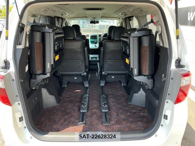 Toyota ALPHARD 2013-06 355338-8