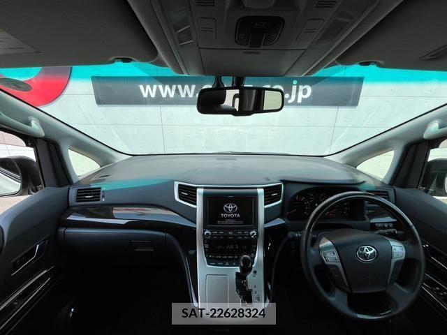 Toyota ALPHARD 2013-06 355338-1