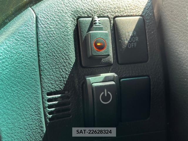 Toyota ALPHARD 2013-06 355338-23