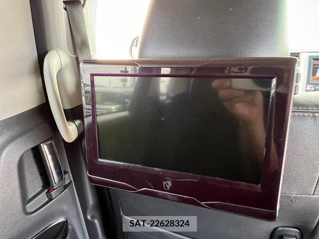 Toyota ALPHARD 2013-06 355338-10