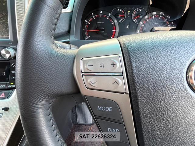 Toyota ALPHARD 2013-06 355338-14