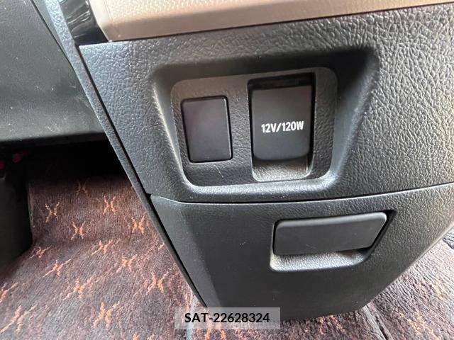 Toyota ALPHARD 2013-06 355338-27
