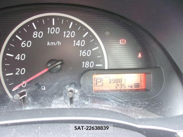Nissan MARCH 2013-02 326724-3