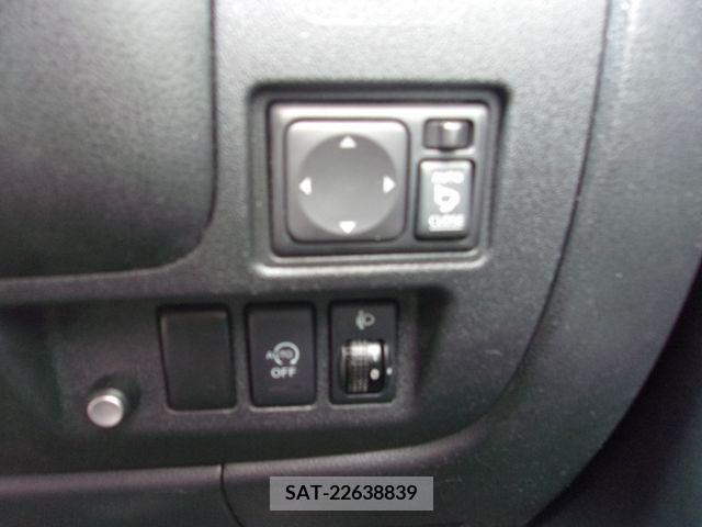 Nissan MARCH 2013-02 326724-4