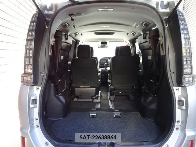 Toyota VOXY 2016-12 209920-20