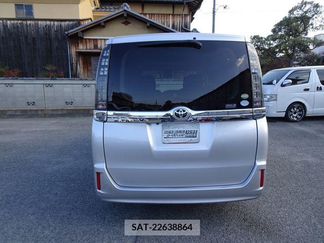 Toyota VOXY 2016-12 209920-6