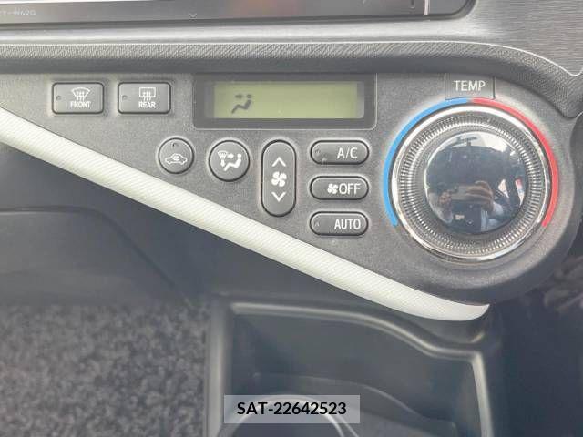 Toyota AQUA 2014-01 255232-5