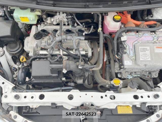 Toyota AQUA 2014-01 255232-19