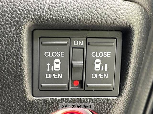Honda N BOX CUSTOM 2019-11 237706-3