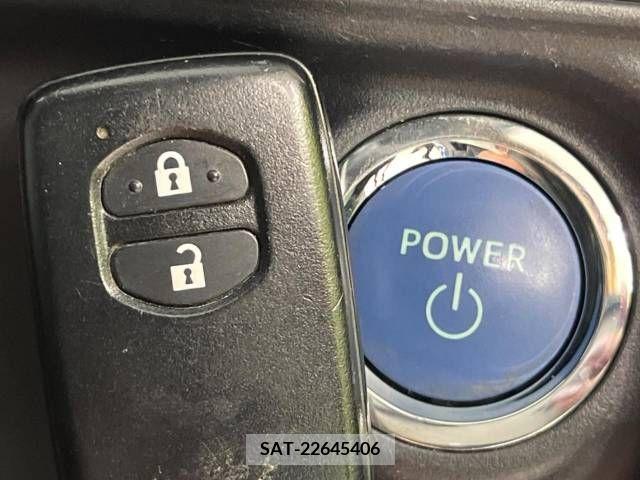 Toyota AQUA 2018-03 260416-5