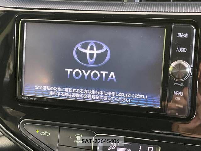 Toyota AQUA 2018-03 260416-3