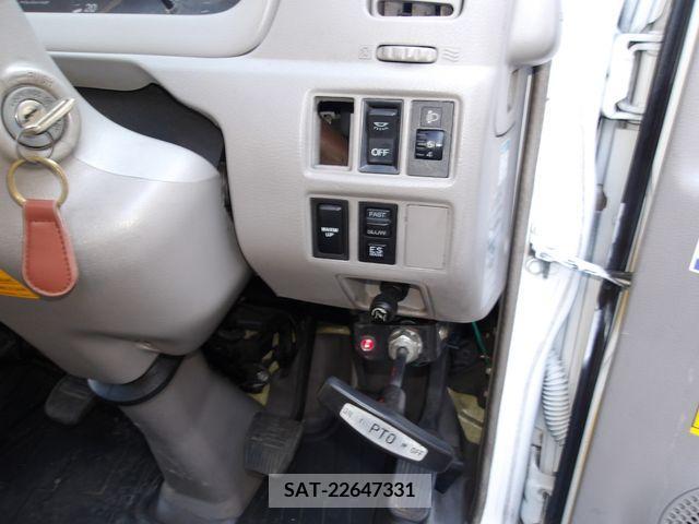 Hino DUTRO 2007-11 330633-4