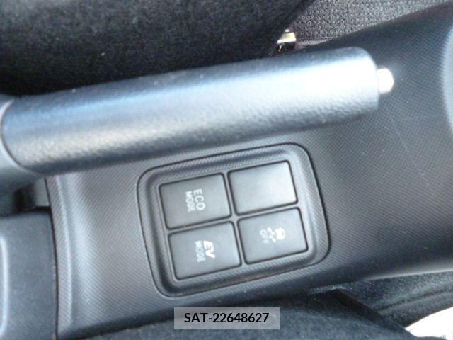Toyota AQUA 2015-03 261950-14