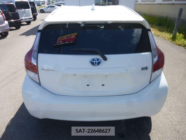 Toyota AQUA 2015-03 261950-19