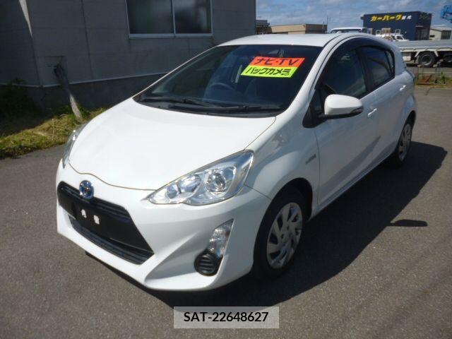 Toyota AQUA 2015-03 261950-0