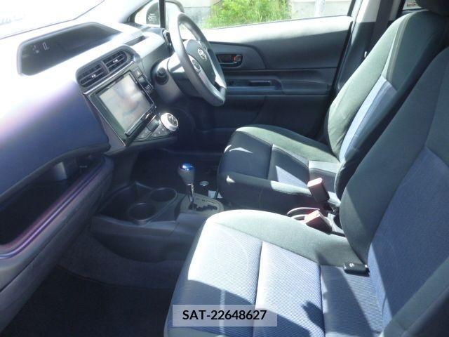 Toyota AQUA 2015-03 261950-3
