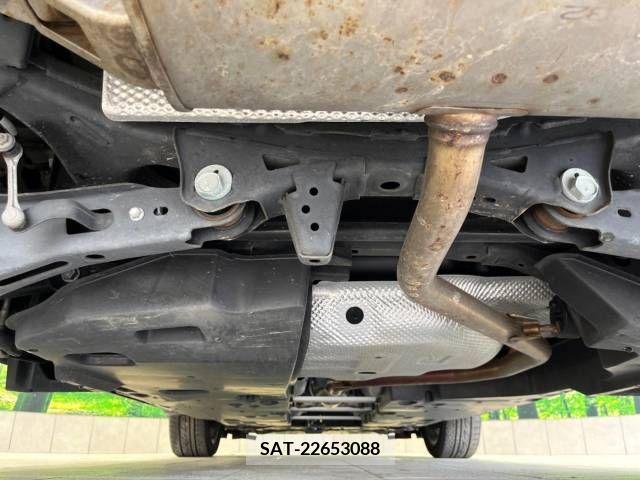 Toyota C-HR 2017-09 323018-19